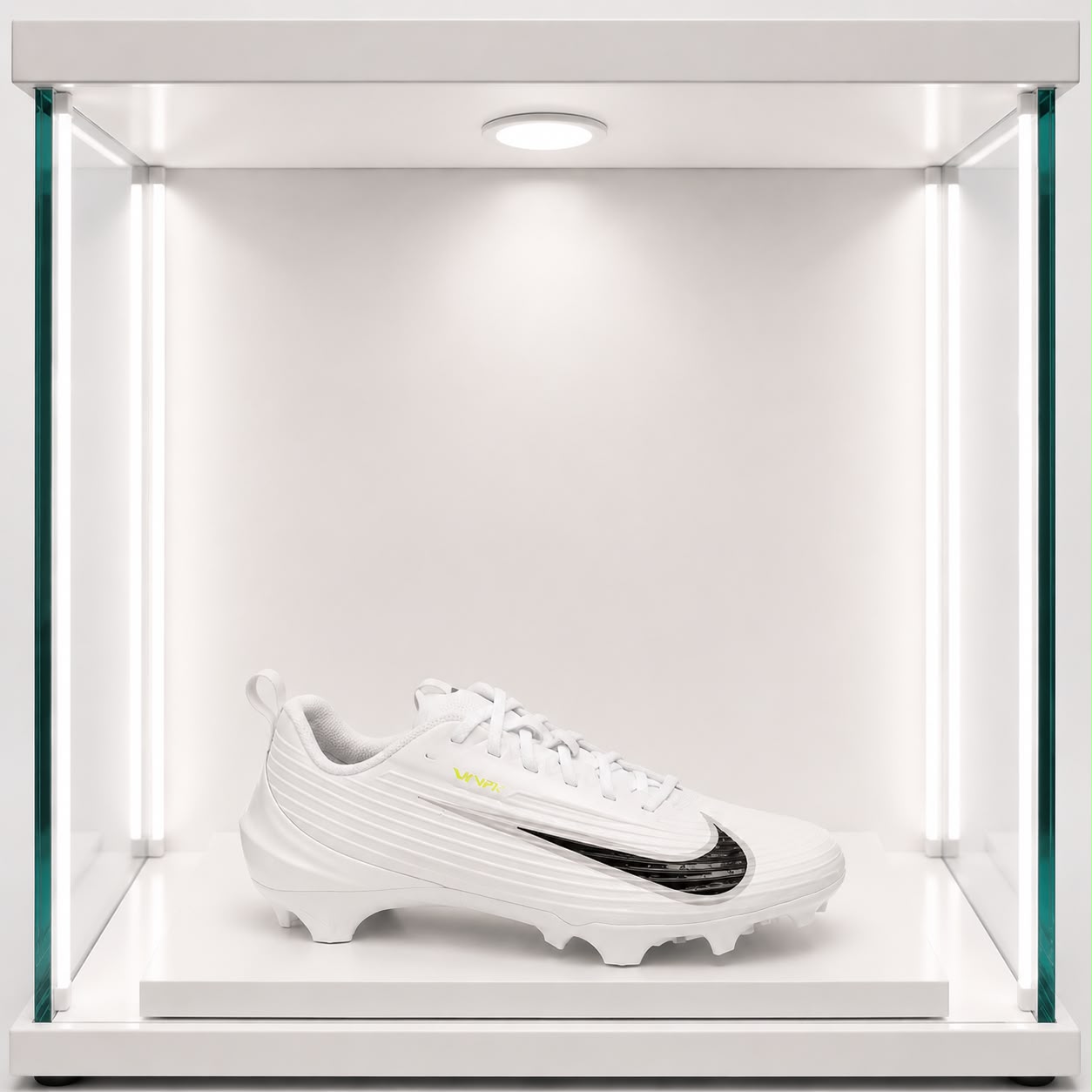 CLEATS NIKE