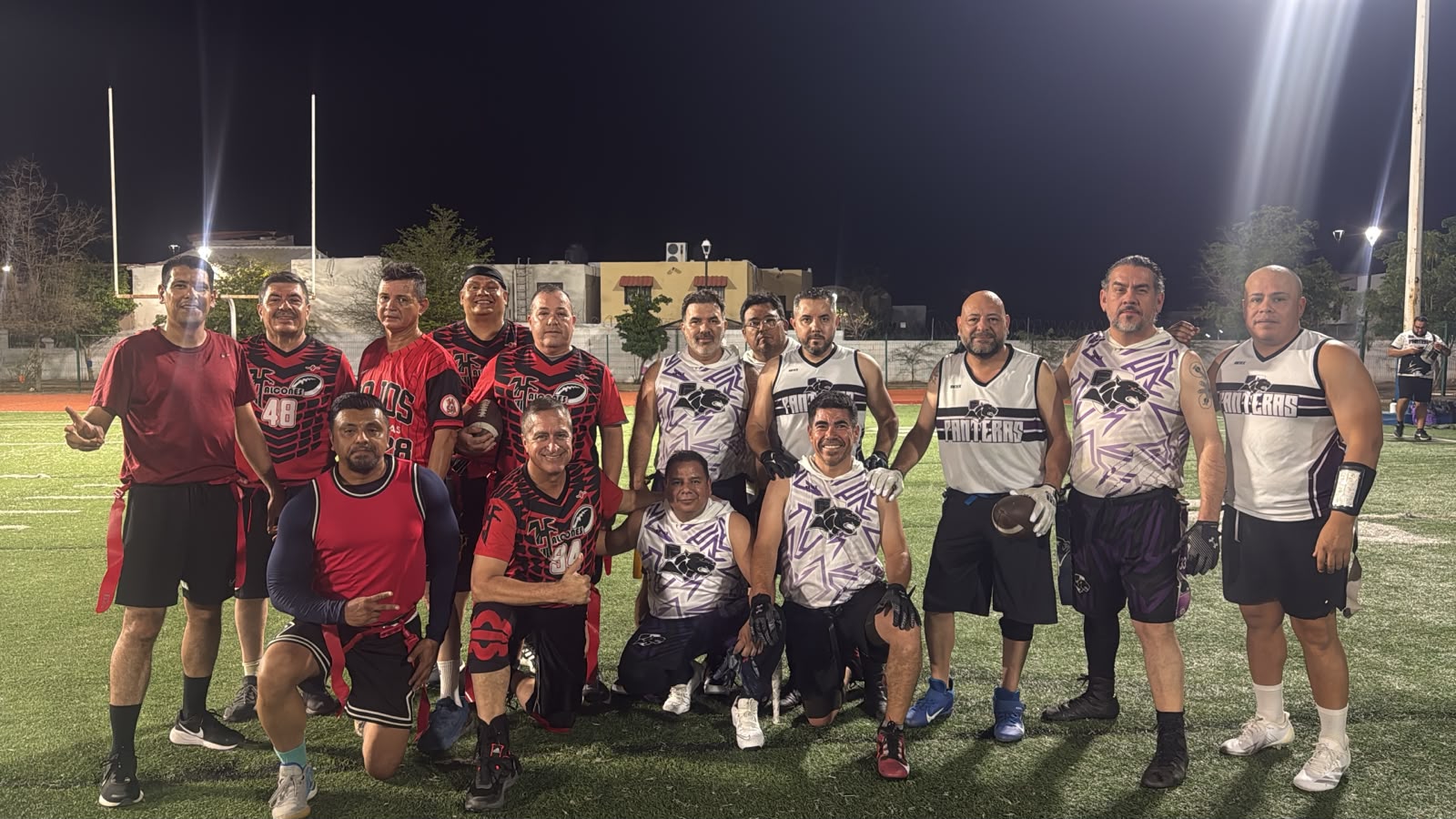 PANTERAS  VARONIL vs HALCONES