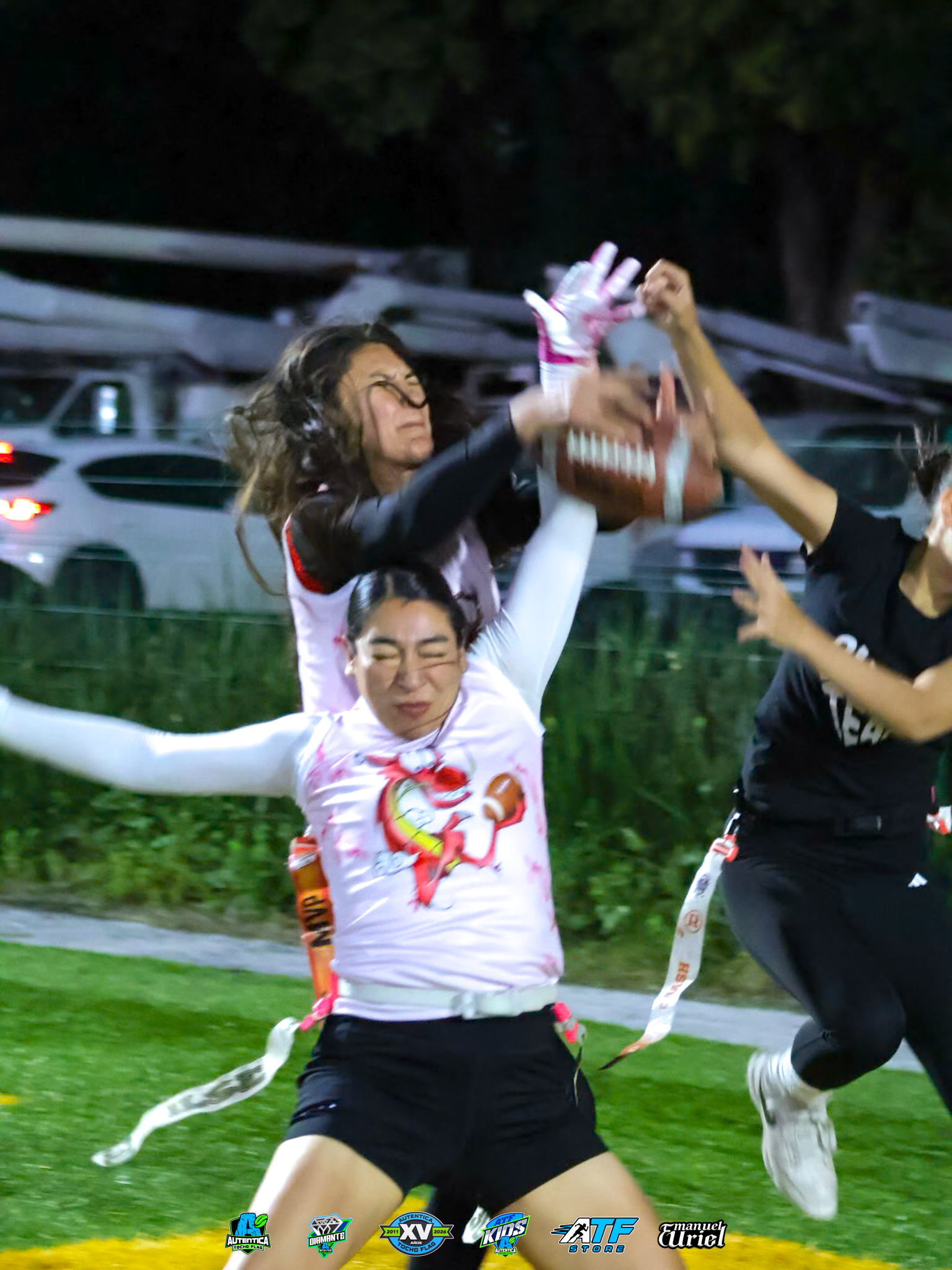 BLACK TEAM vs Mushu