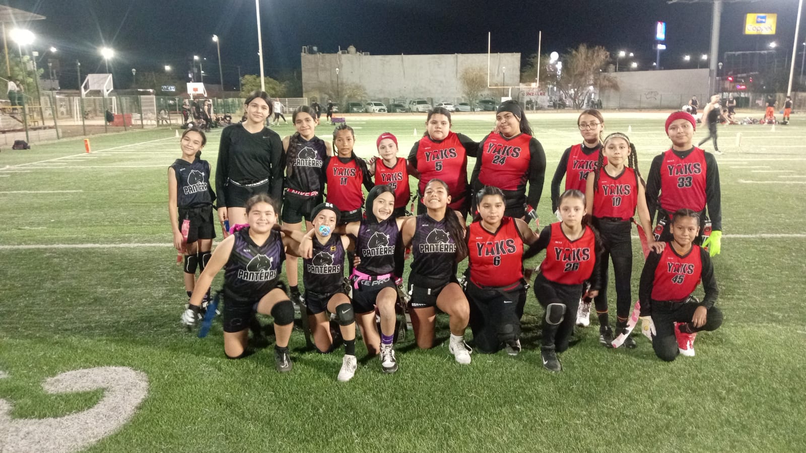 PANTERAS vs Yaks