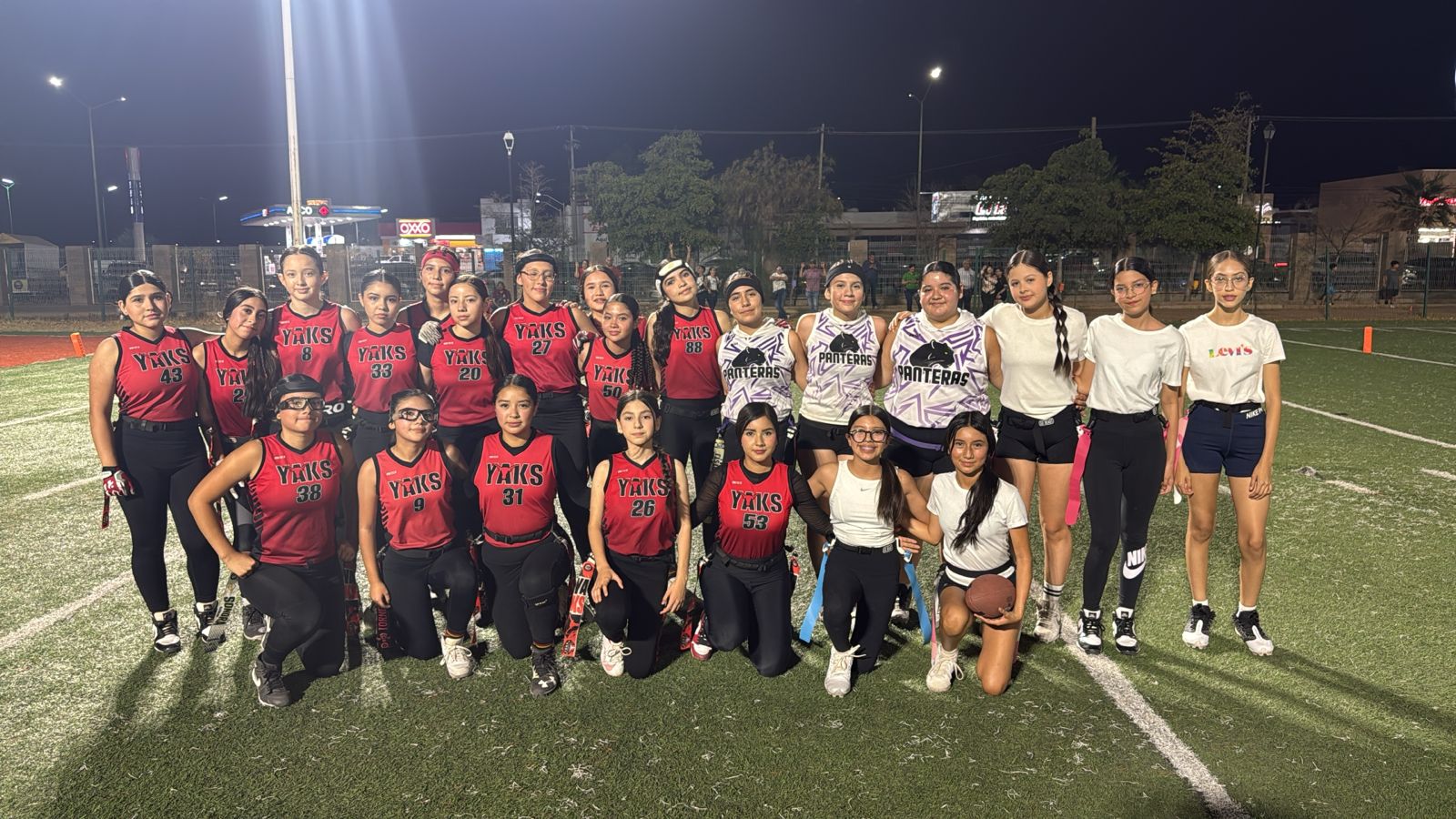 Yaks Rojo U15 femenil vs CARDS